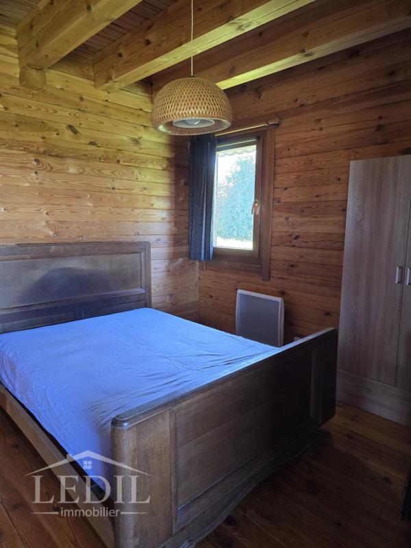 Maison de bois - 55 m² - 4 pièces