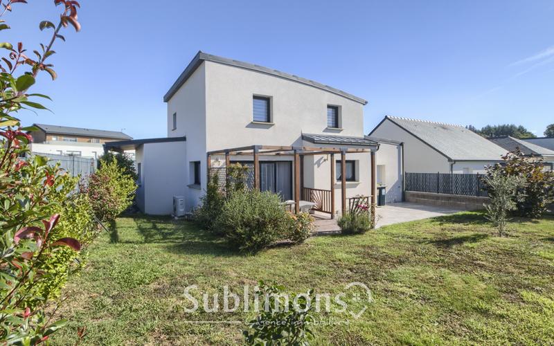 Maison - 102 m² - 5 pièces