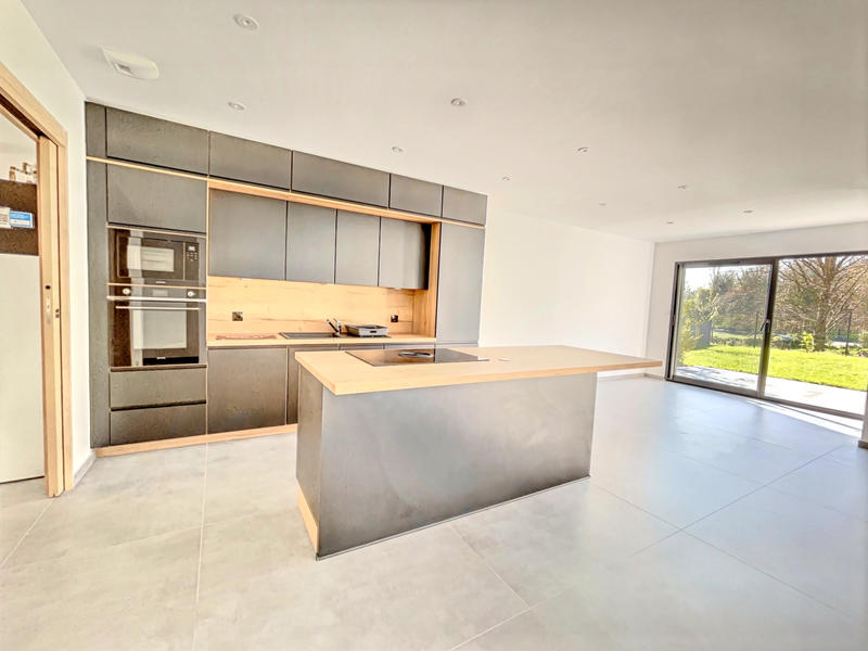 Maison - 146 m² - 5 pièces