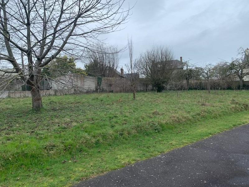 Terrain constructible - 829 m²