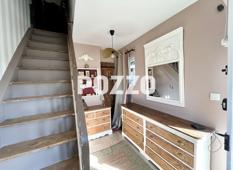 Maison - 95 m² - 4 pièces