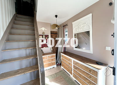 Maison - 95 m² - 4 pièces