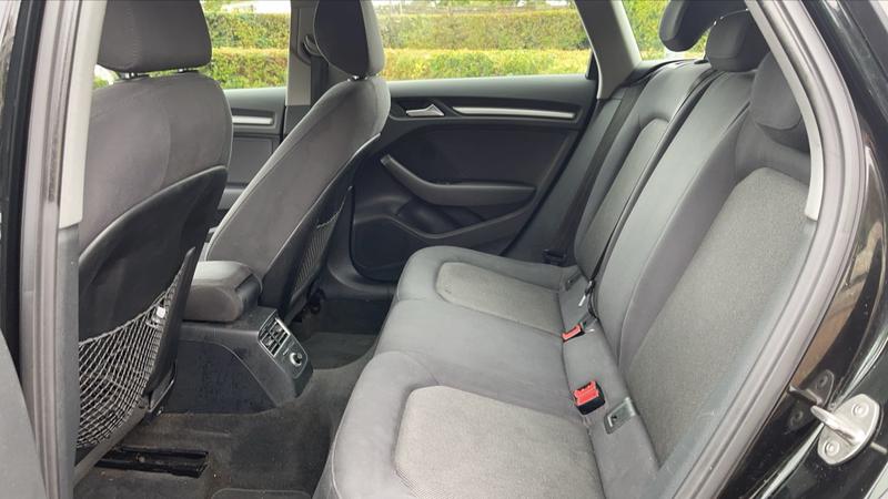 Audi A3 sportback 1.6 Tdi 110 Business Line