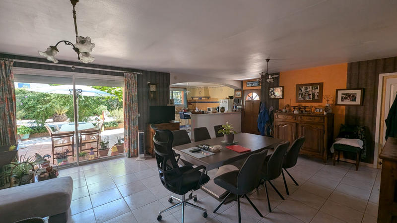 Villa - 93 m² - 4 pièces