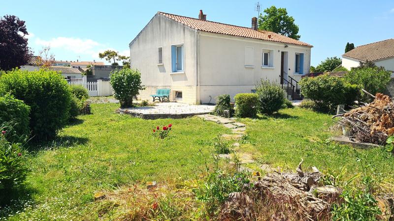 Maison traditionnelle - 81 m² - 4 pièces