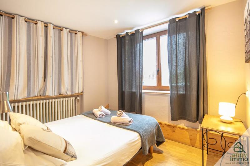 Maison chambre d'hôtes - 384 m² - 13 pièces