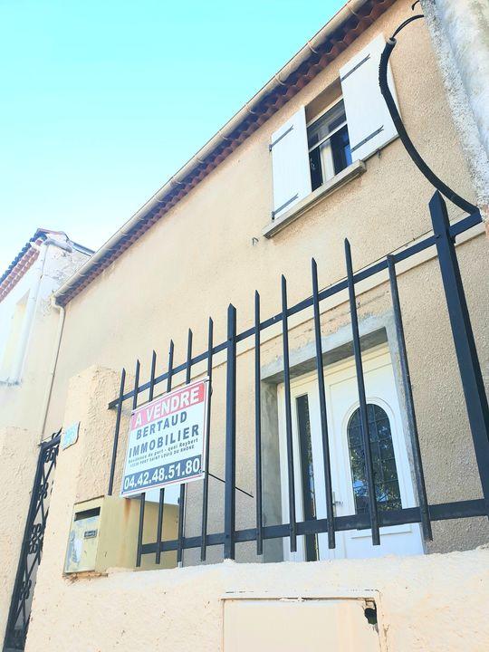 Maison de ville - 120 m² - 5 pièces