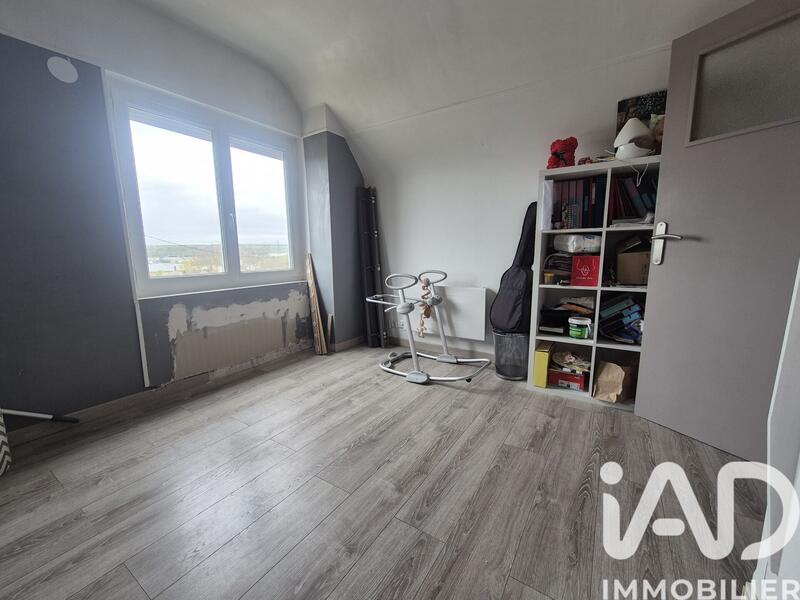 Maison - 100 m² - 6 pièces