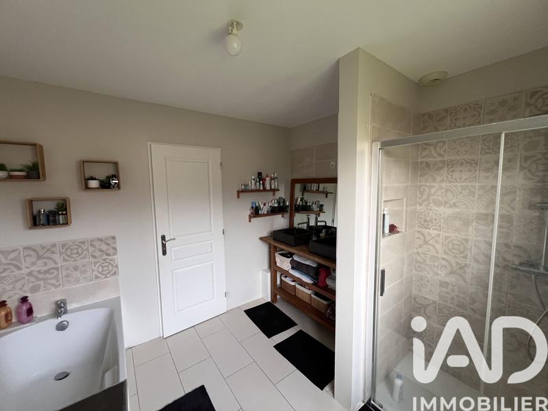 Maison - 127 m² - 5 pièces