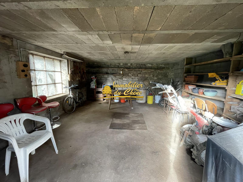 Maison - 219 m² - 8 pièces