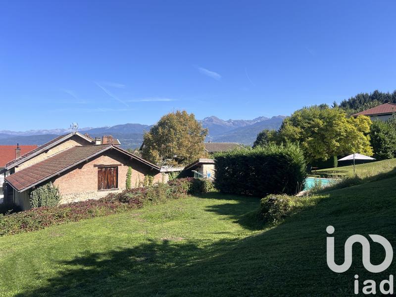 Maison - 283 m² - 11 pièces