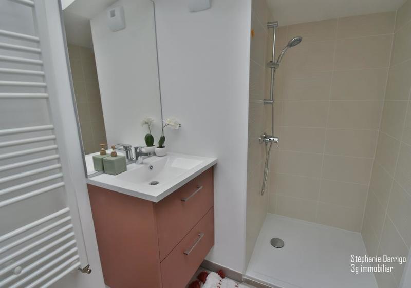 Appartement - 92 m² - 5 pièces