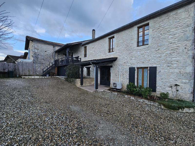 Maison ancienne - 115 m² - 5 pièces