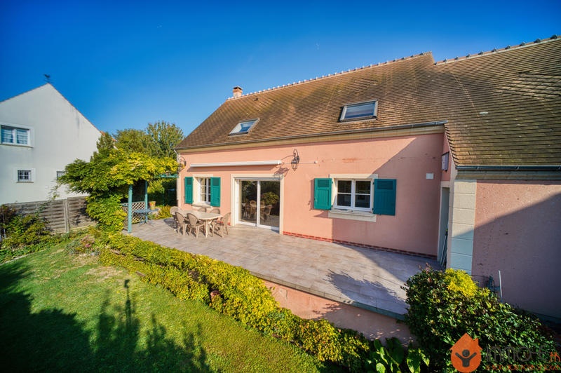 Maison - 140 m² - 7 pièces