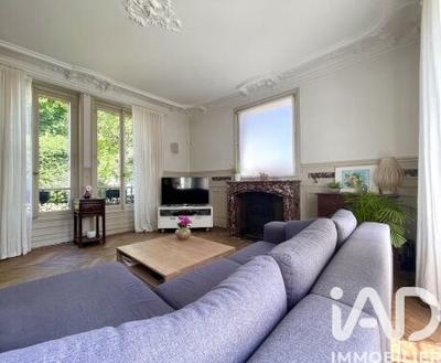 Maison - 171 m² - 8 pièces