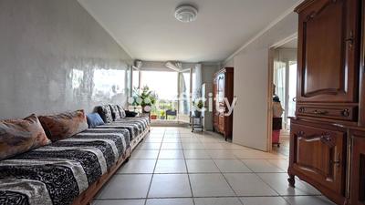 Appartement - 90 m² - 4 pièces