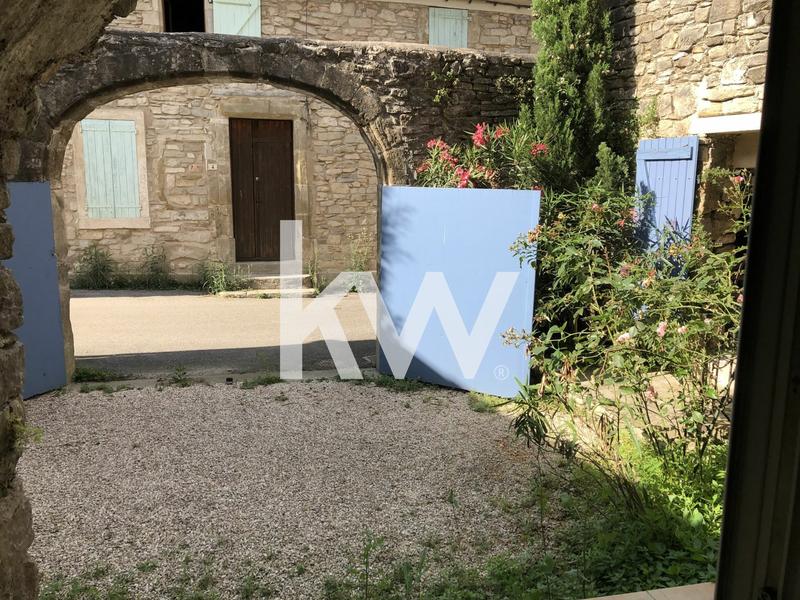 Maison - 181 m² - 6 pièces