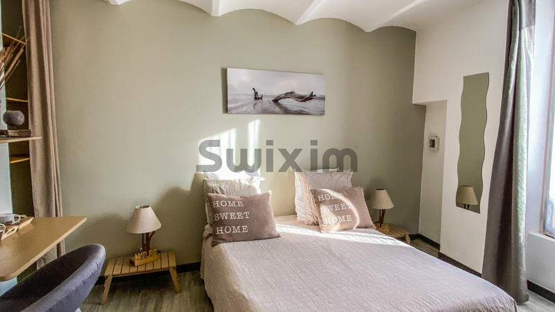 Maison de village - 212 m² - 9 pièces