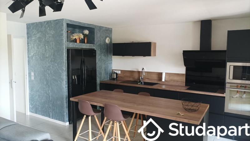 Appartement - 65 m² - 3 pièces