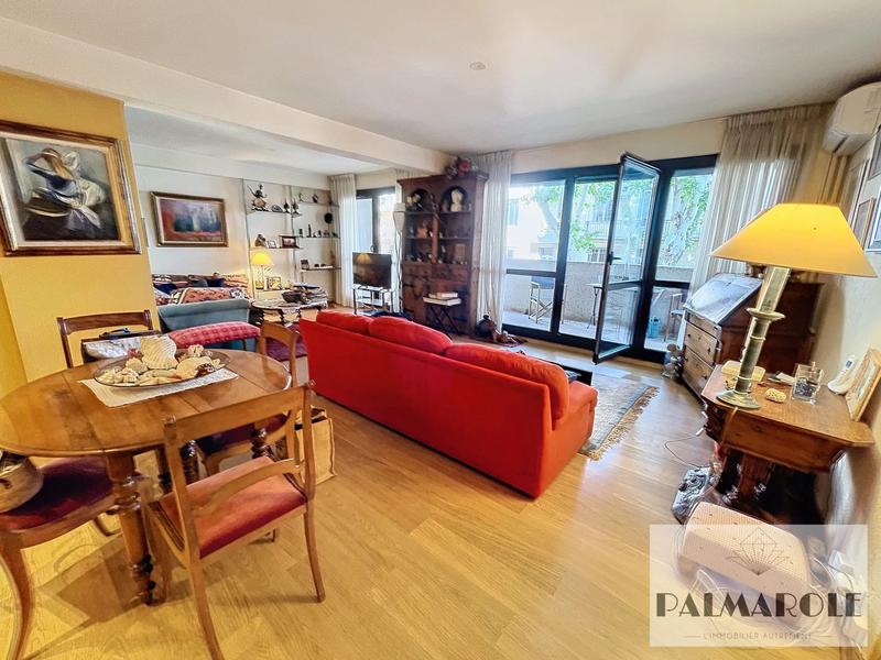 Appartement - 98 m² - 4 pièces