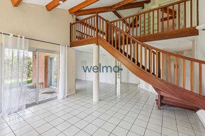 Maison d'architecte - 240 m² - 9 pièces