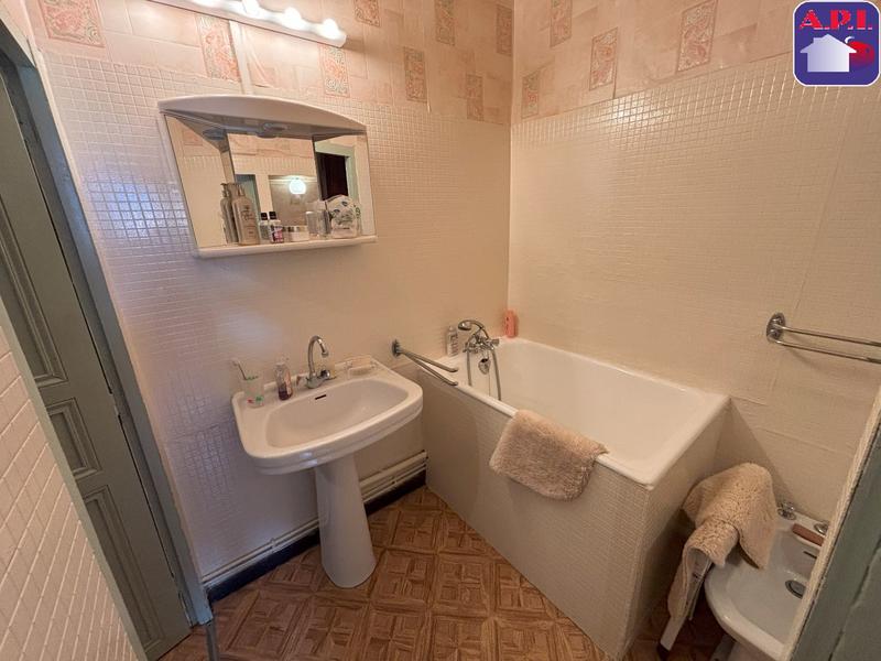 Maison - 142 m² - 6 pièces