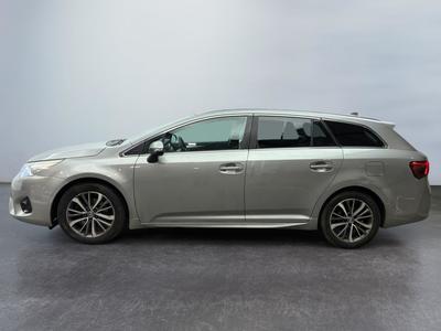 Toyota Avensis Sports Touring 143 d-4d Executive