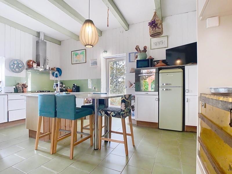 Maison - 168 m² - 7 pièces