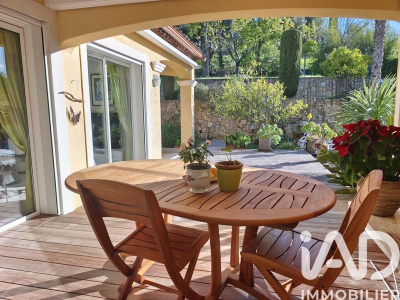 Maison - 125 m² - 7 pièces