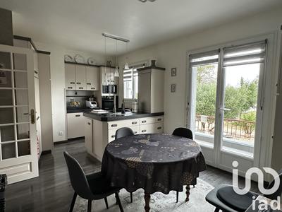 Maison - 209 m² - 6 pièces