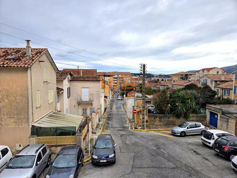 Maison - 200 m² - 9 pièces