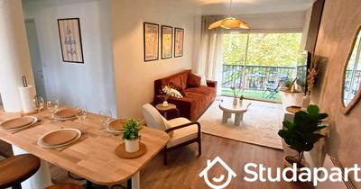 Chambre - 9 m² - 1 pièce