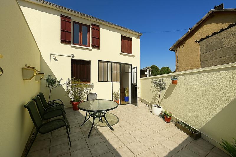 Maison - 128 m² - 6 pièces