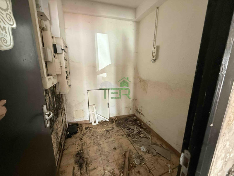 Local commercial - 313 m²