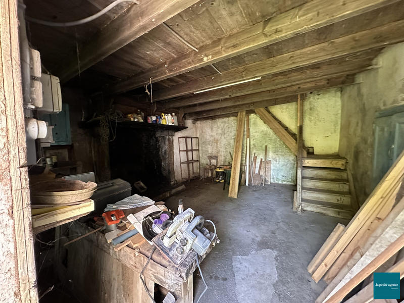 Maison traditionnelle - 170 m² - 8 pièces