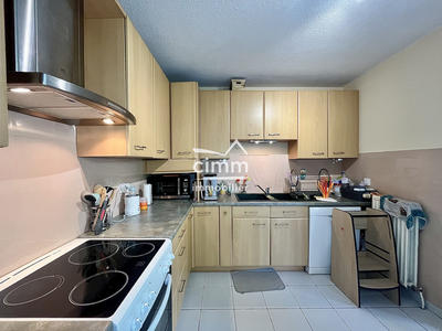 Maison - 91 m² - 5 pièces