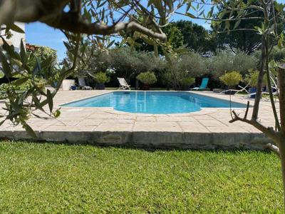 Propriété - 198 m² - 7 pièces