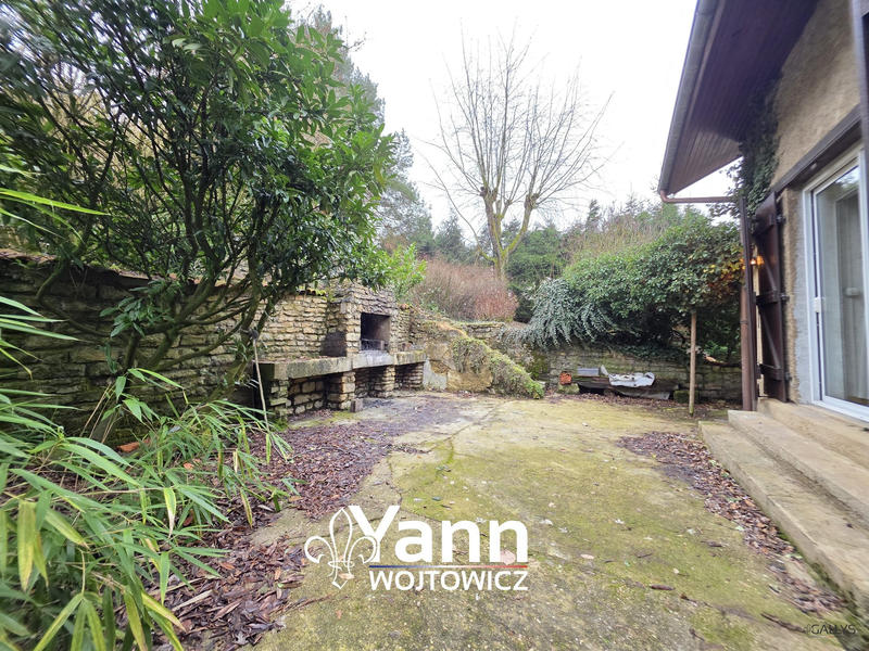 Maison - 270 m² - 7 pièces