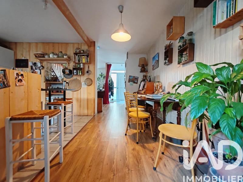 Maison - 121 m² - 5 pièces