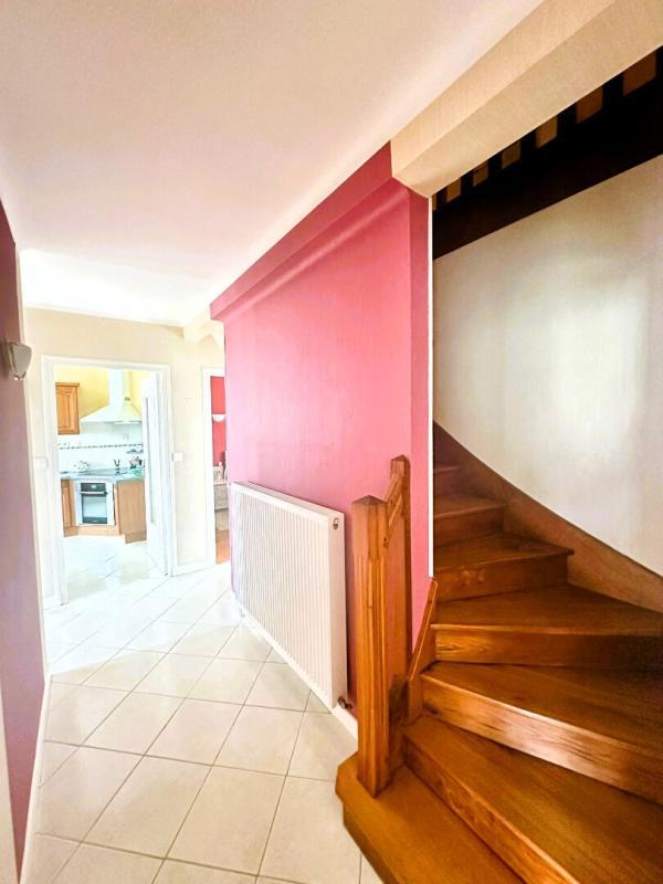 Maison - 110 m² - 6 pièces