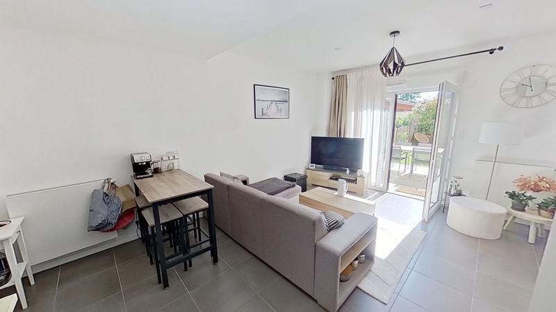 Appartement - 60 m² - 2 pièces