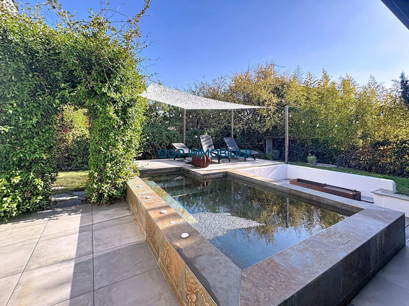 Maison - 194 m² - 5 pièces