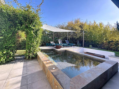 Maison - 194 m² - 5 pièces