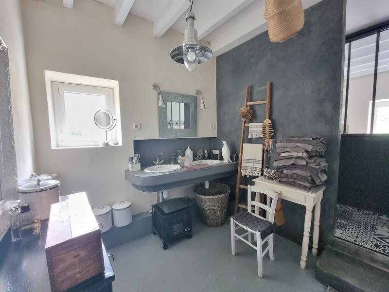 Maison ancienne - 173 m² - 7 pièces