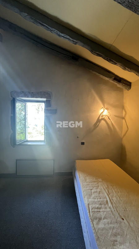 Maison - 200 m² - 7 pièces