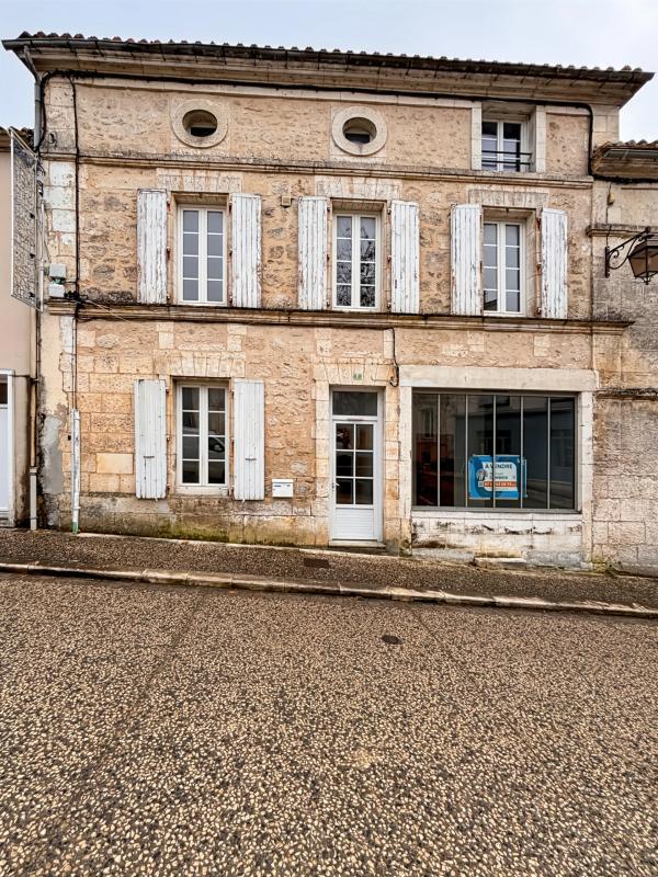 Maison - 189 m² - 8 pièces