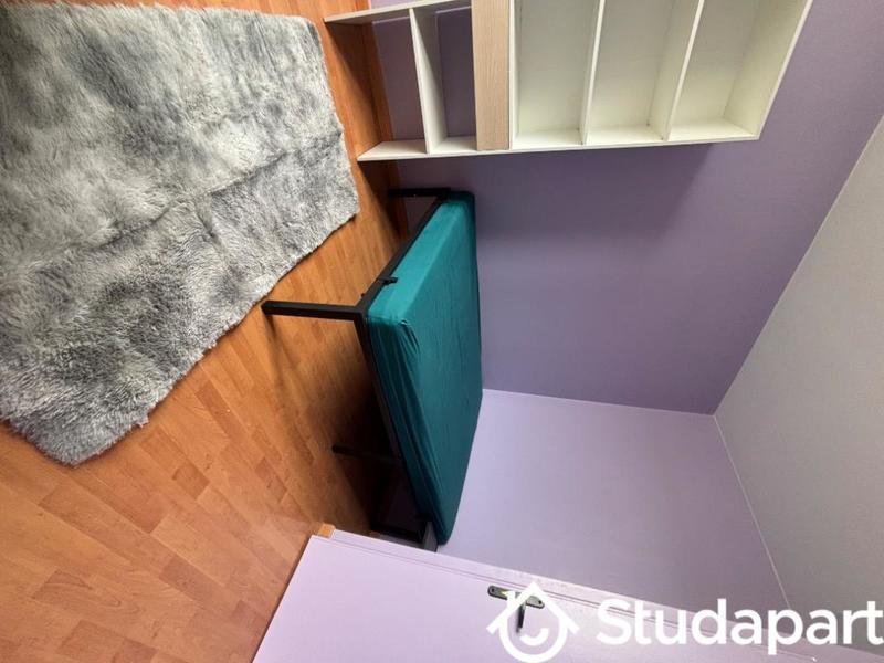 Chambre - 12 m² - 1 pièce