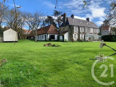 Maison de maîtres - 295 m² - 11 pièces