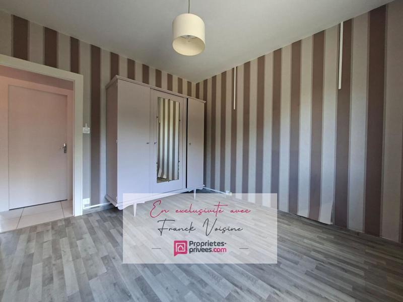 Maison - 93 m² - 7 pièces