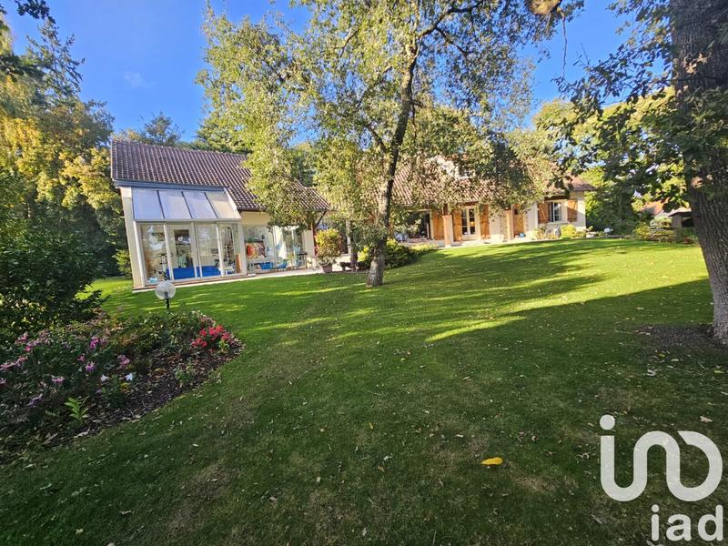 Maison - 390 m² - 8 pièces